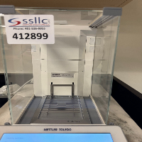 Mettler Toledo XPR226 Analytical Balance w/ Marble Surface image 0